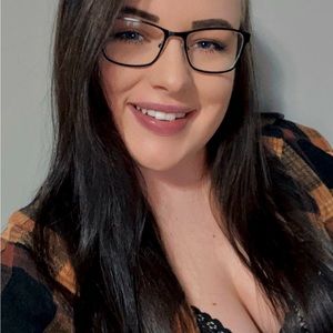 Meet your Posher, Laylah